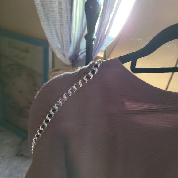 Sweater - Picture 2 of 3